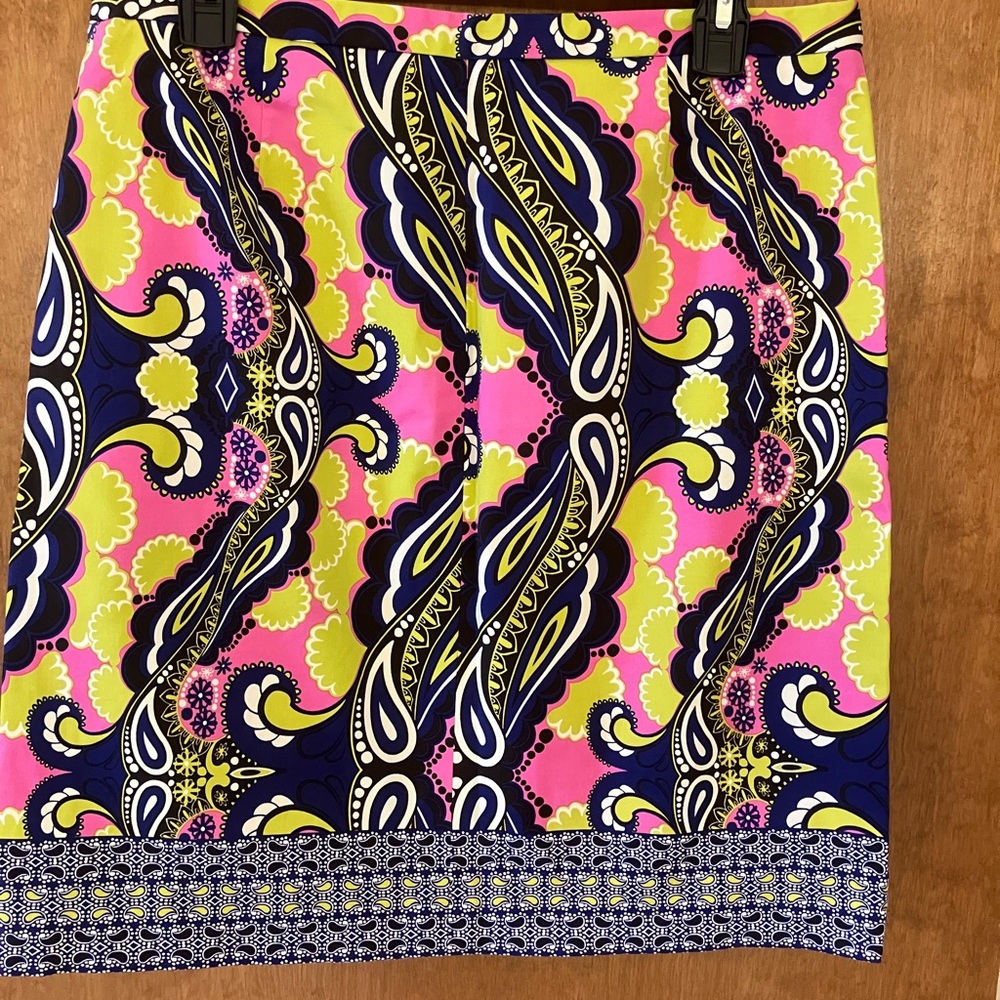 Vibrant Multicolor Patterned Skirt - image 2